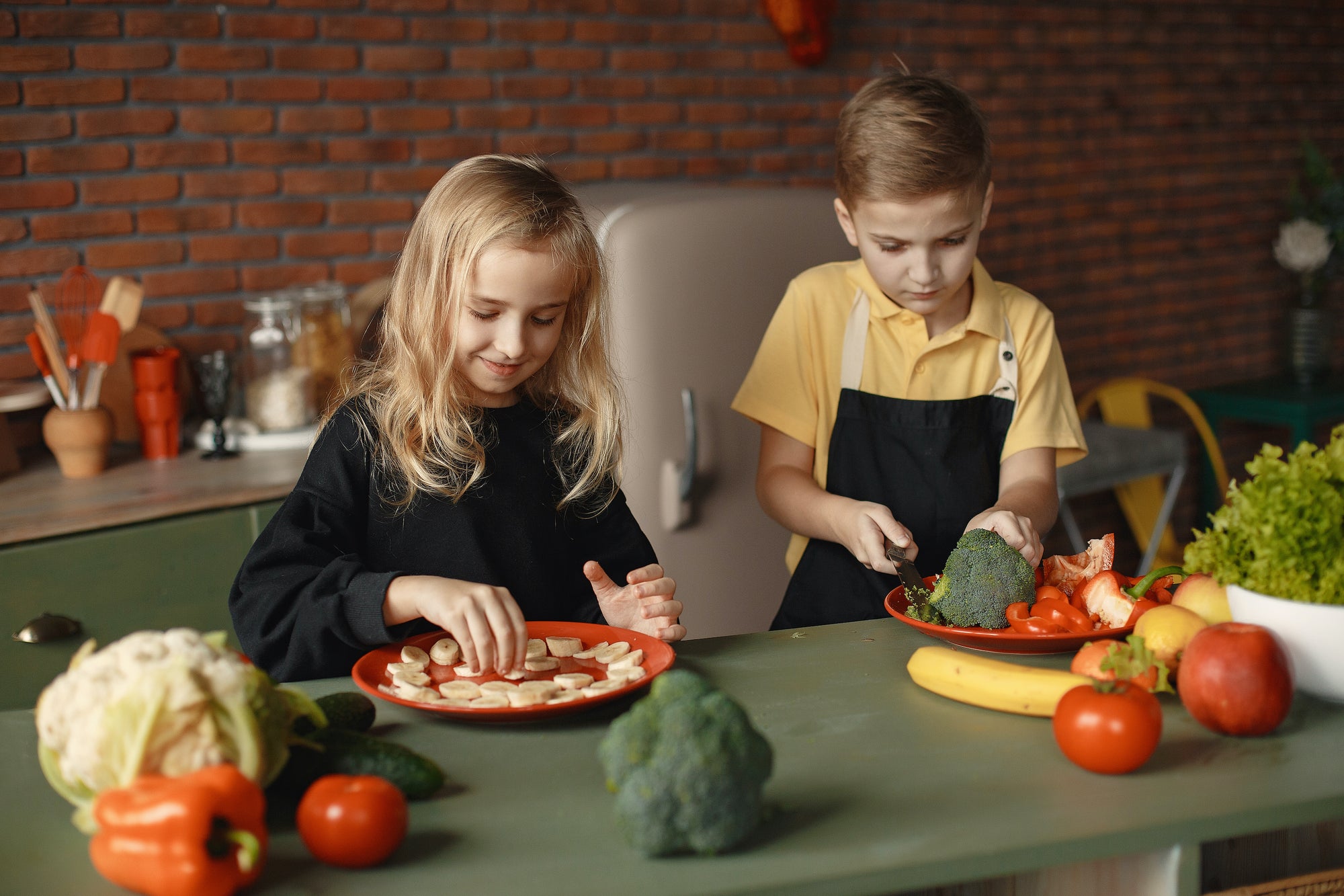Connection over Consumption: Improve the quality of mealtime with your kids